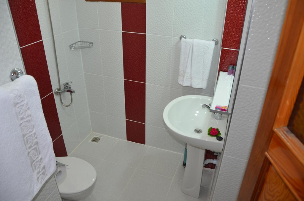 Dilek Hotel Menderes Eksteriør bilde
